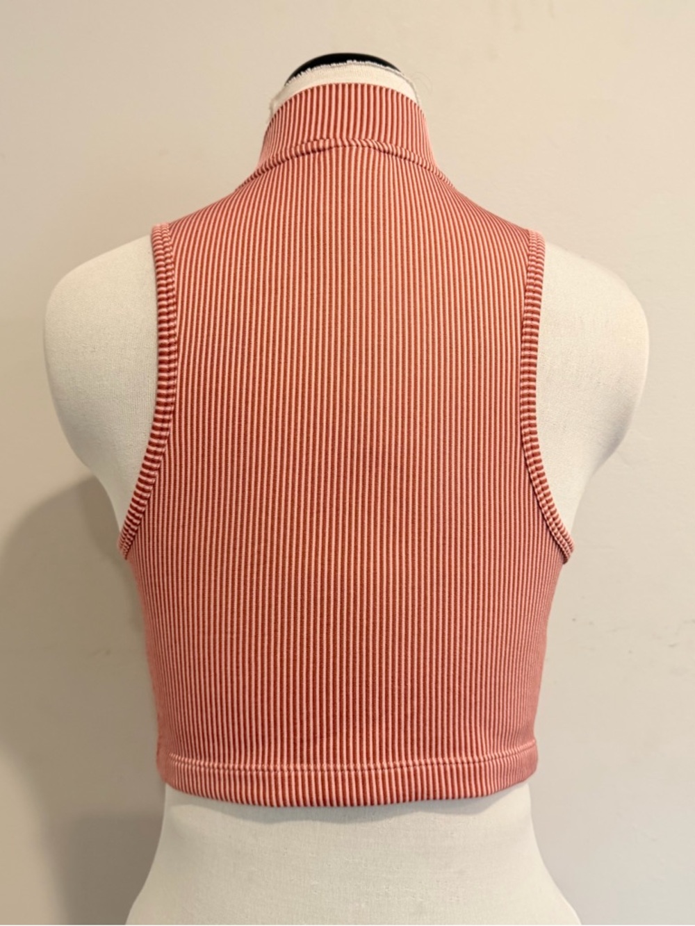 Red and White Nike Air Striped Crop Top Size XS - Picture 4 of 5